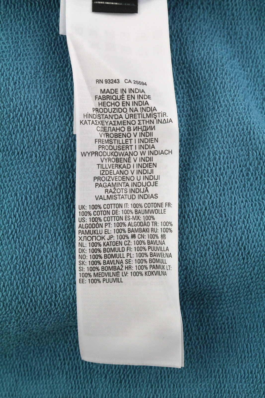 DIESEL S-Ginn-E7 vyriškas džemperis M, mėlynas, megztinis ilgomis rankovėmis, apvalia apykakle, rekomenduojama kaina – 175 € 