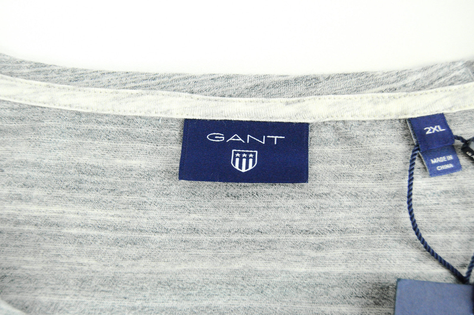 GANT vyriški marškinėliai su dryžiais, 2XL dydžio, vasariškai pilki melanžo spalvos, trumpomis rankovėmis. 