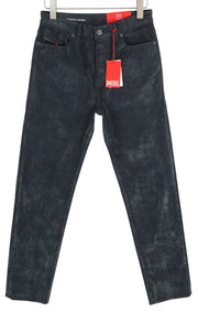 DIESEL 1955 09D02 vyriški džinsai W30/L32 įprasto kirpimo, tiesaus kirpimo, aukštu juosmeniu, rekomenduojama kaina – 250 € 