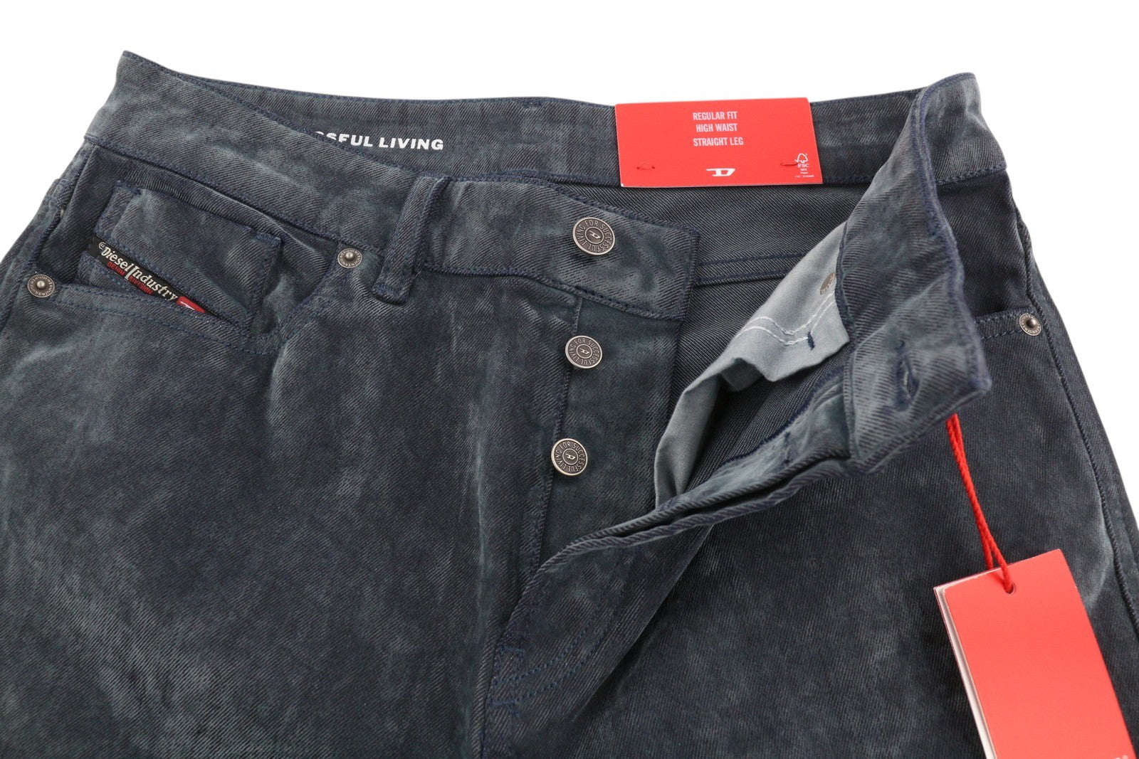 DIESEL 1955 09D02 vyriški džinsai W30/L32 įprasto kirpimo, tiesaus kirpimo, aukštu juosmeniu, rekomenduojama kaina – 250 € 