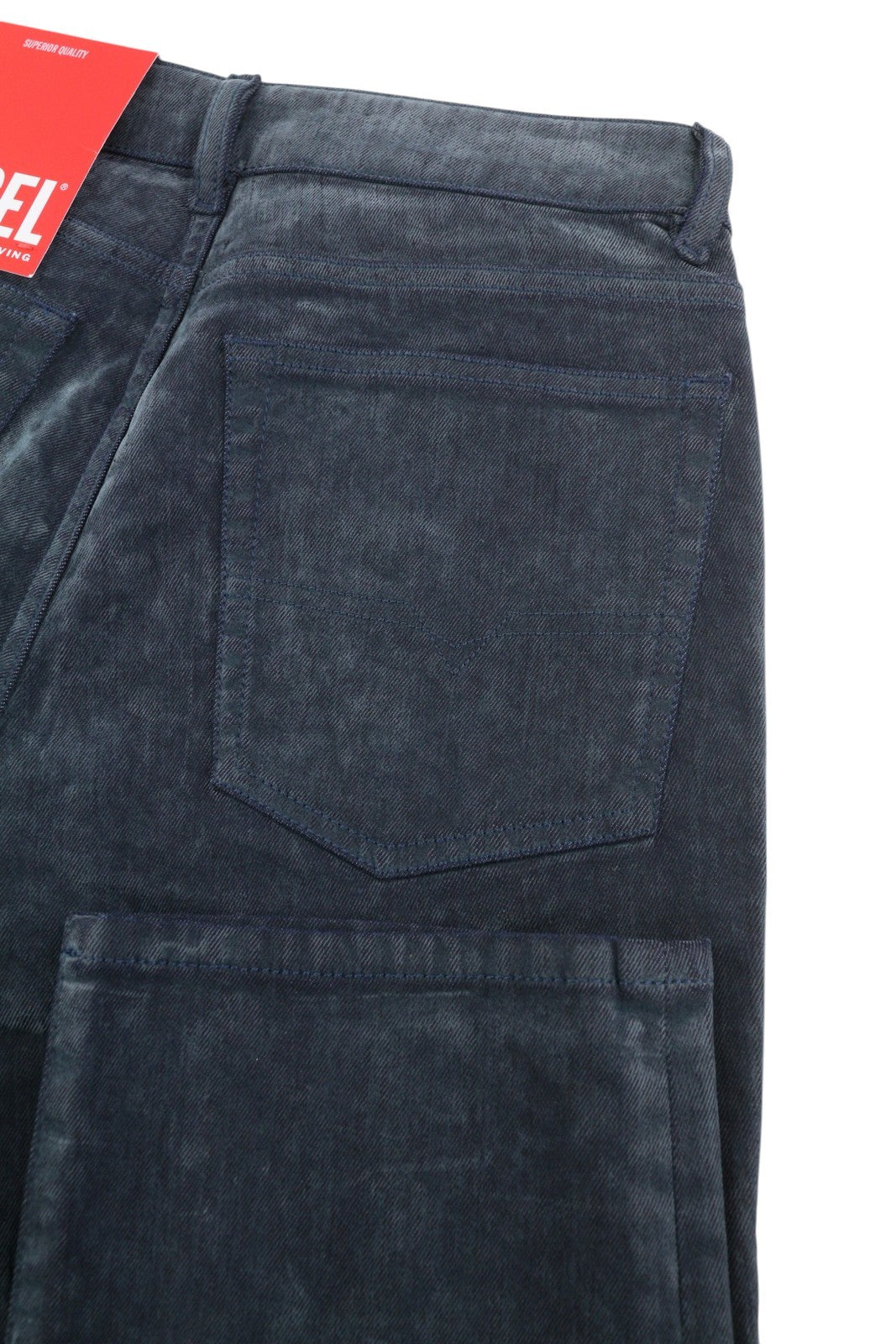 DIESEL 1955 09D02 vyriški džinsai W30/L32 įprasto kirpimo, tiesaus kirpimo, aukštu juosmeniu, rekomenduojama kaina – 250 € 