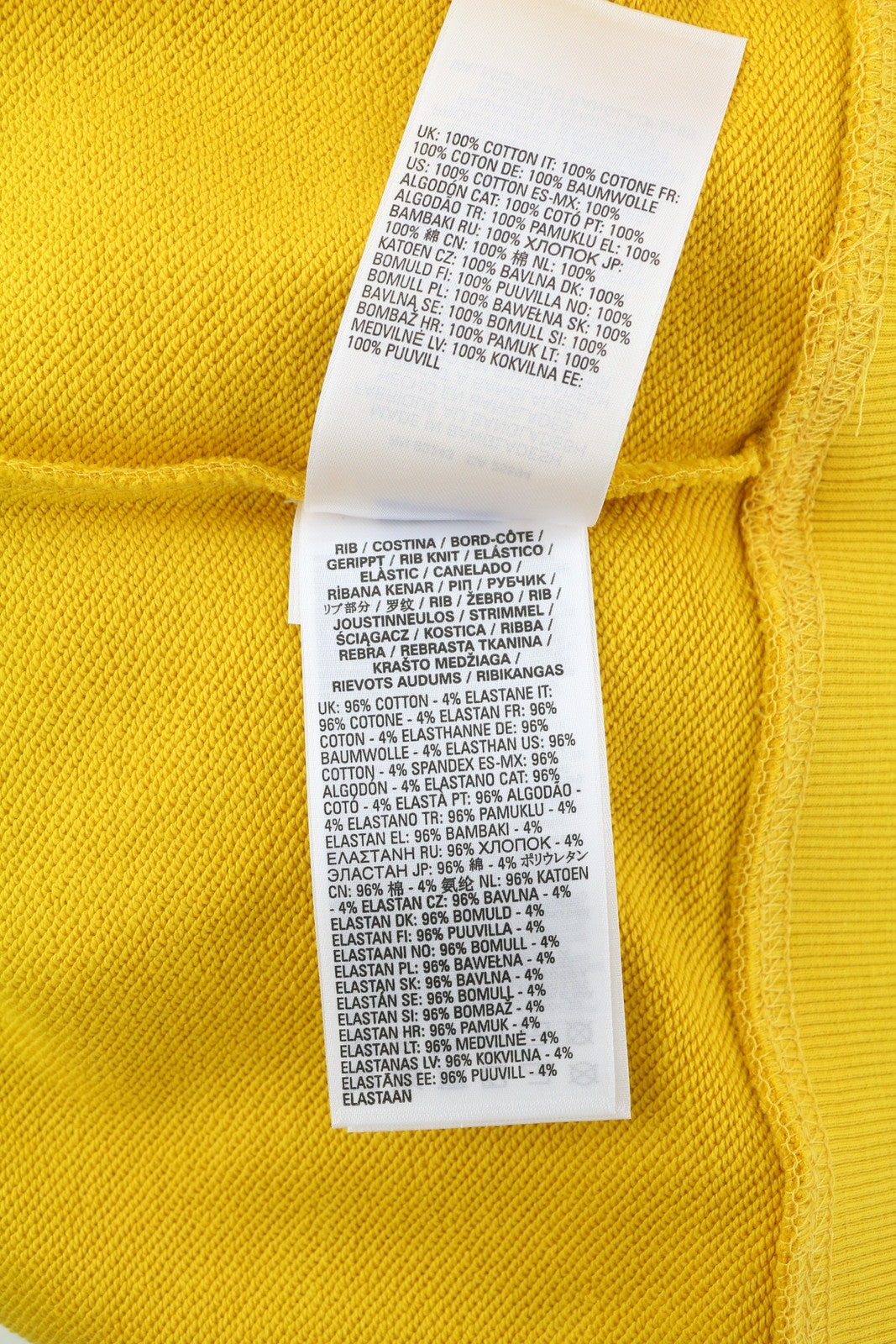 DIESEL S-Ginn-C3 vyriškas džemperis M, geltonas, apvalios iškirptės, ilgomis rankovėmis, rekomenduojama kaina – 110 € 