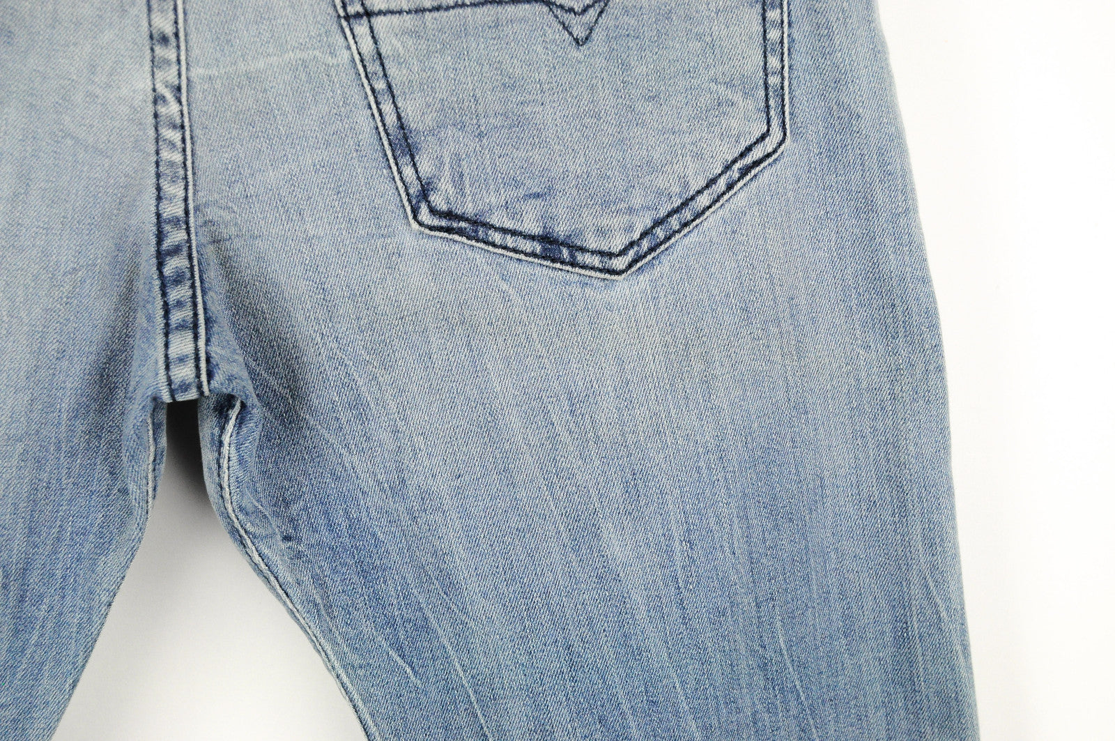 DIESEL Buster 081AL vyriški džinsai W27/L32 mėlyni, siaurėjantys, tamprūs 