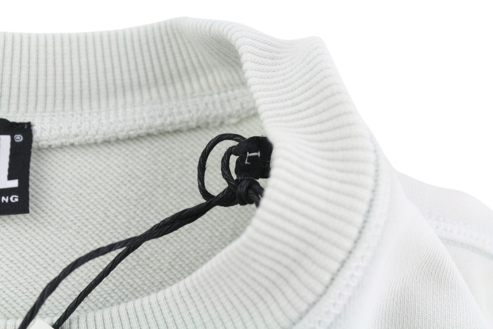 DIESEL S-Girk-Mohi-B1 vyriškas džemperis, L dydžio, pilkas, megztinis su apvalia kaklo iškirpte, rekomenduojama kaina – 175 € 