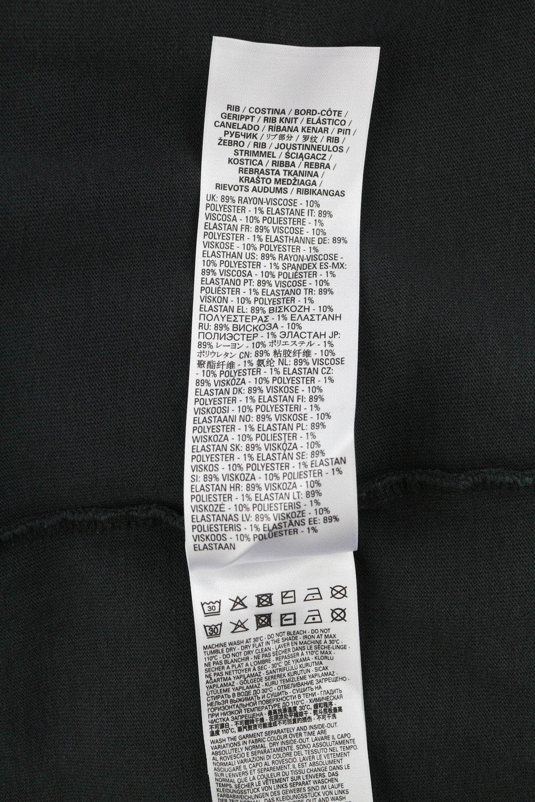 DIESEL S-Aragon vyriškas džemperis XL dydžio, juodas, su puse užtrauktuko, su raišteliu, rekomenduojama kaina – 175 € 