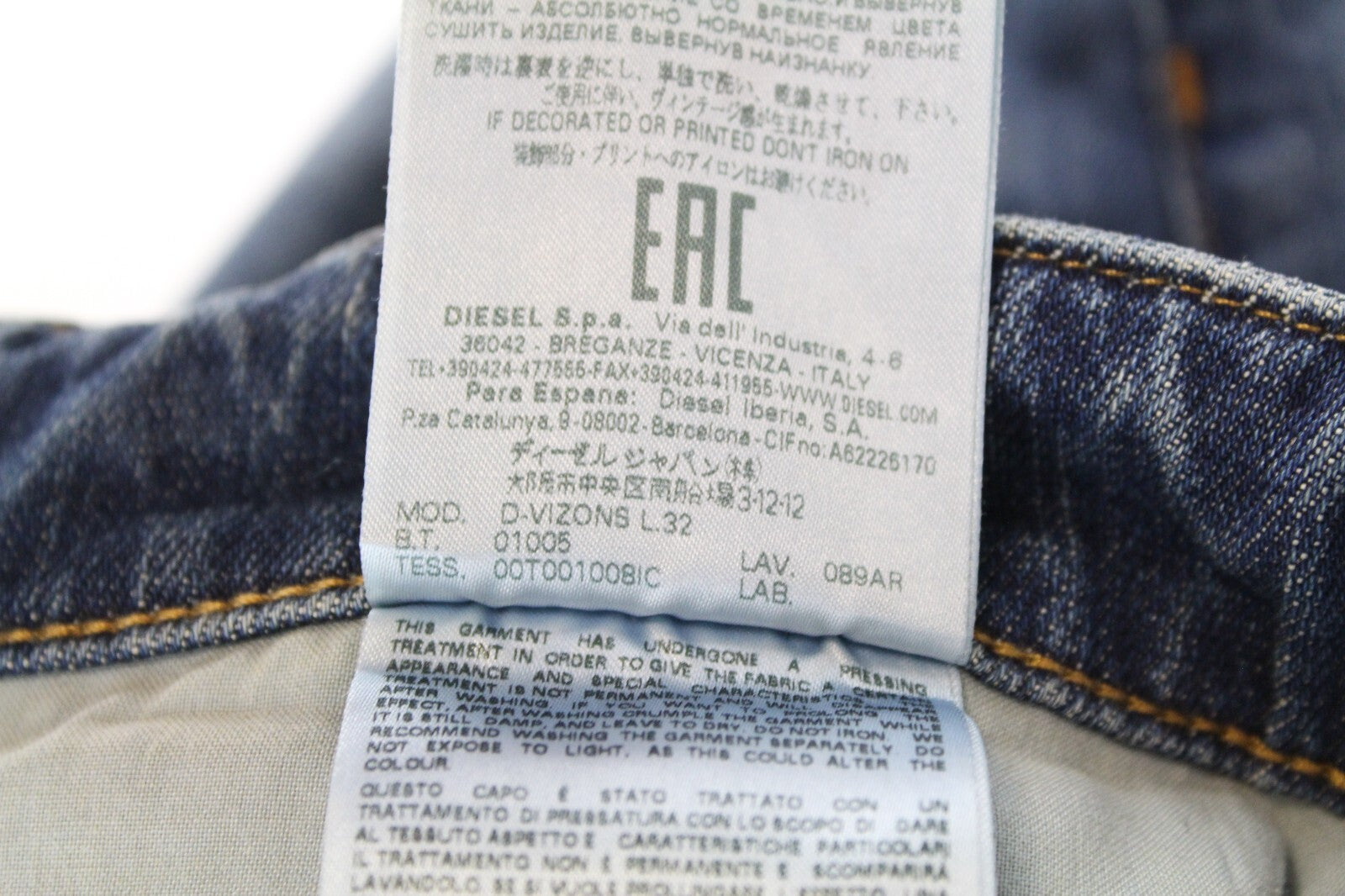 DIESEL moteriški džinsai W26/L32 D-Vizons 089AR mėlyni, morkų kirpimo, skalbti, tamprūs, su užtrauktuku 