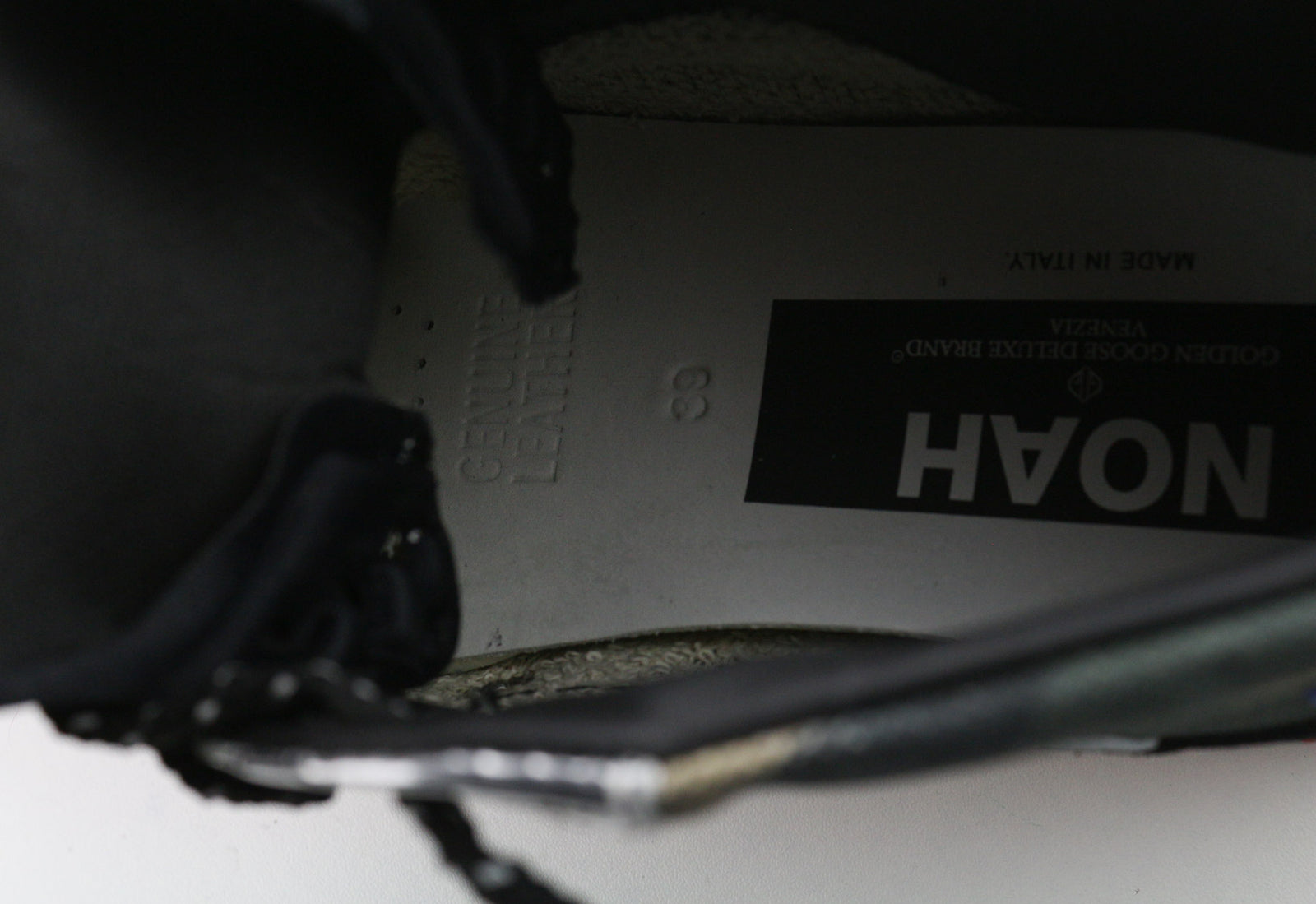 GOLDEN GOOSE Noah moteriški sportbačiai, 39 €, juodi, pilki, su detalėmis, aukštakulniai 