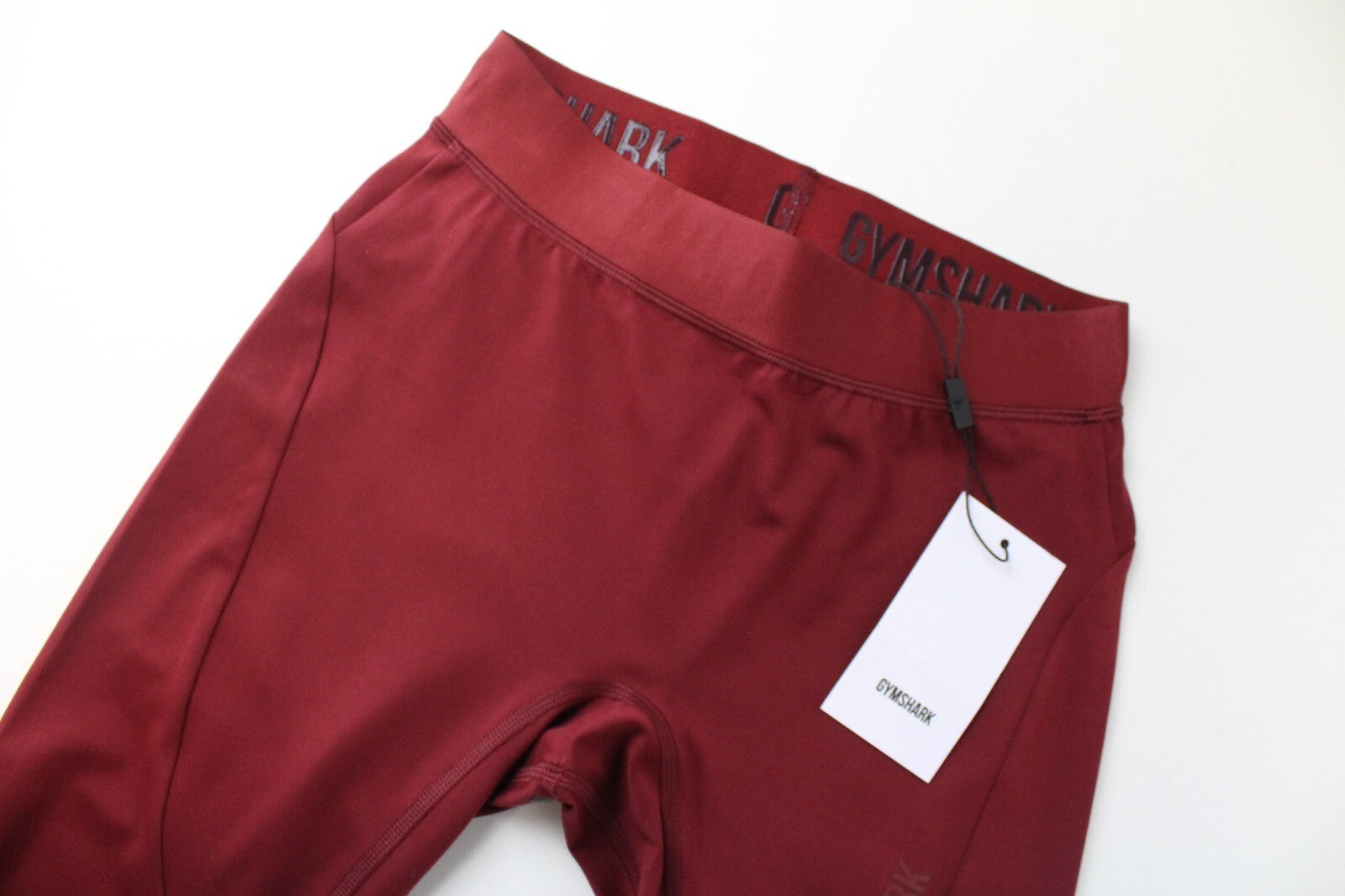 GYM SHARK moteriškos tamprės su raudonomis S dydžio sportinėmis tampriomis logotipo tamprėmis 