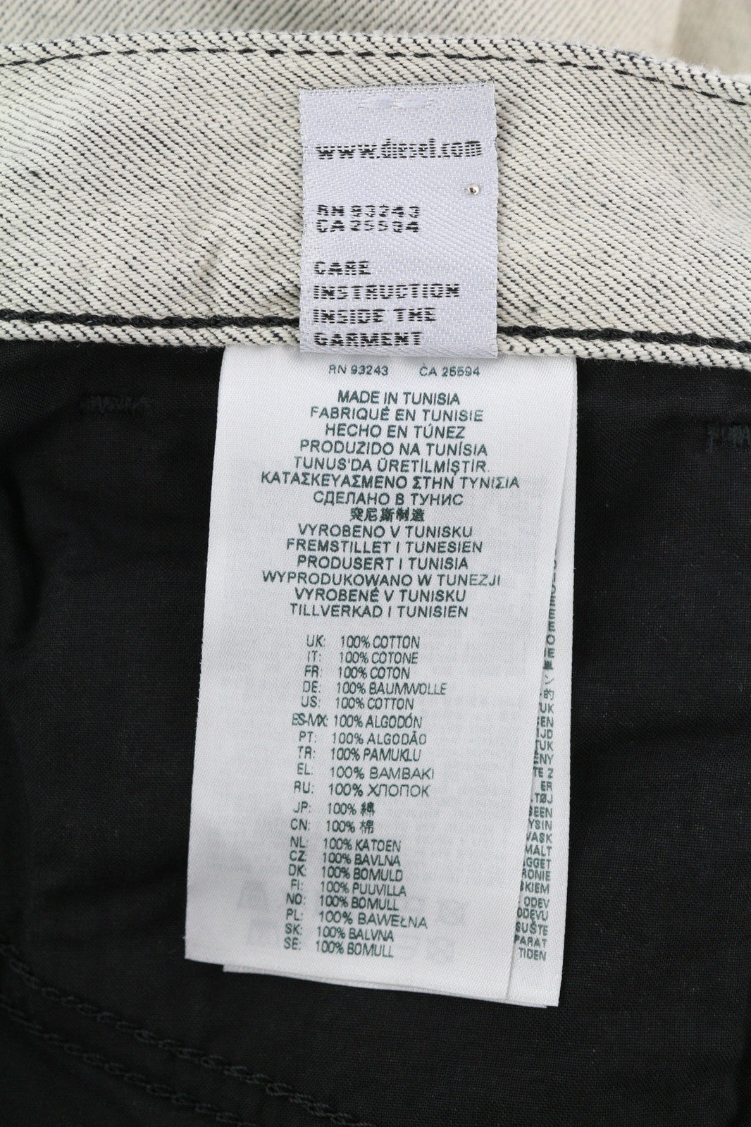 DIESEL D-Kras 09A53 vyriški džinsai W30/L30 Sim Fit dažyto stiliaus, rekomenduojama kaina – 220 €, šviesaus džinso spalvos. 