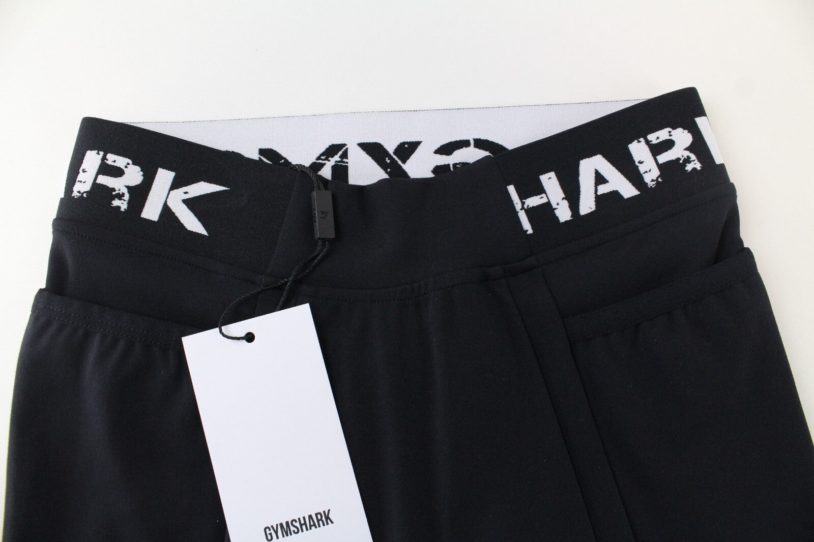 GYM SHARK moteriški „Legacy“ fitneso šortai XS, juodi, tamprūs sportinės aprangos logotipai 