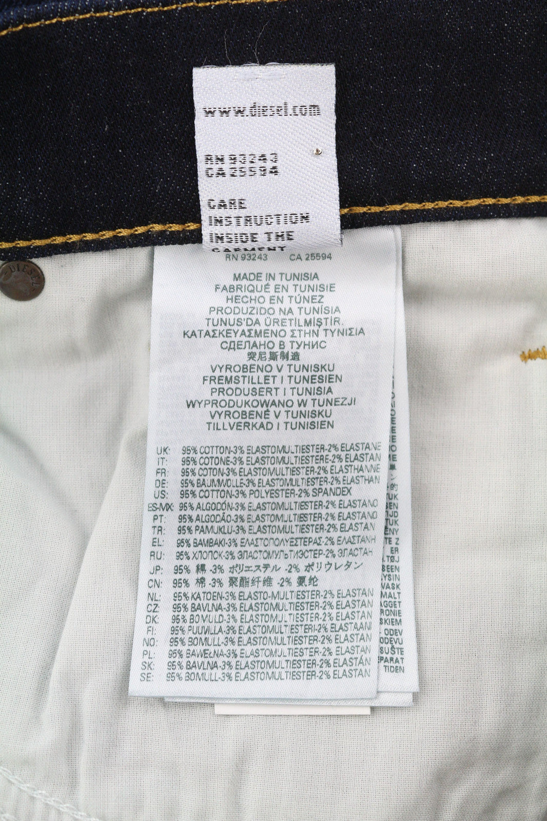 DIESEL D-Yennox 009ZS vyriški džinsai W30/L30 siaurėjantys, skalbti, rekomenduojama kaina – 160 €, tamsūs džinsai 