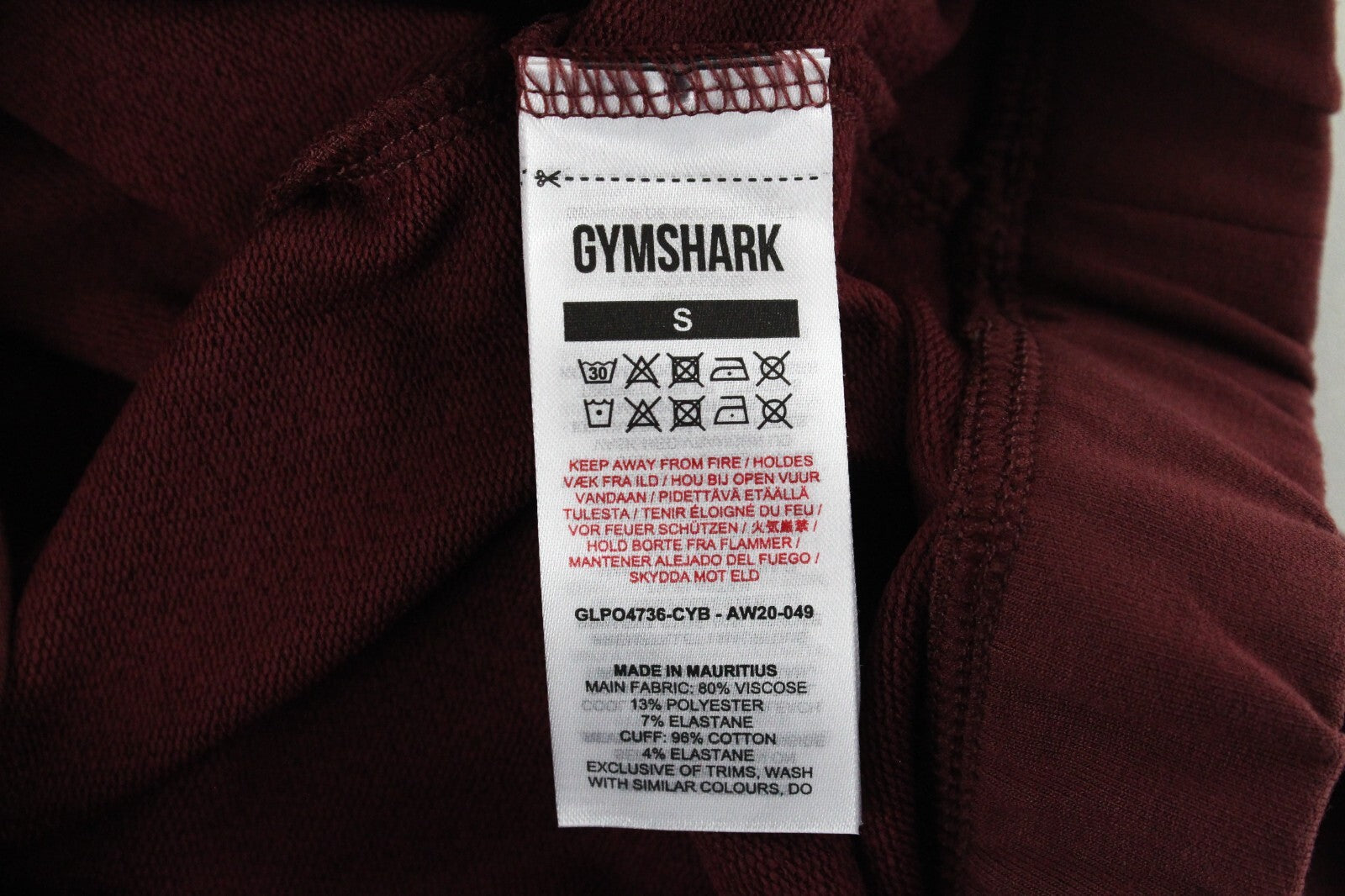 GYM SHARK moteriškas Pippa džemperis S dydžio vyšnių rudos spalvos ilgomis rankovėmis, tamprus sportinis trumpas 
