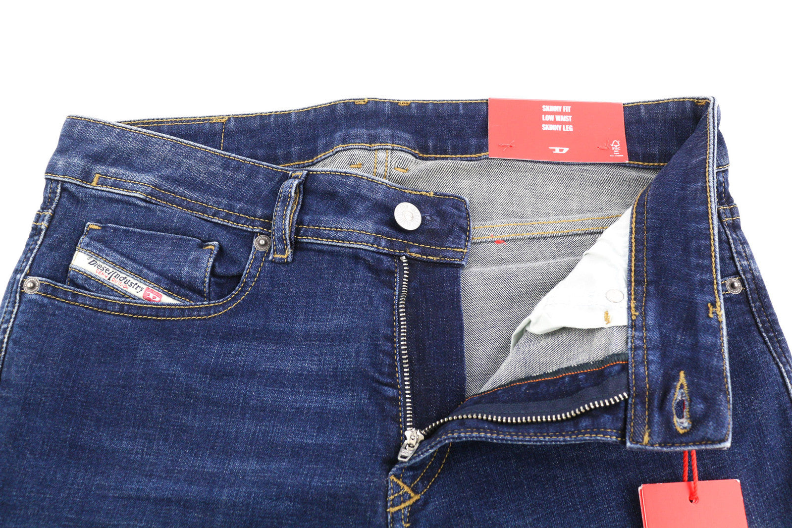 DIESEL 1979 Sleenker 09D43 vyriški džinsai W30/L34 aptempti, žemo juosmens, aptempti, rekomenduojama kaina – 150 € 