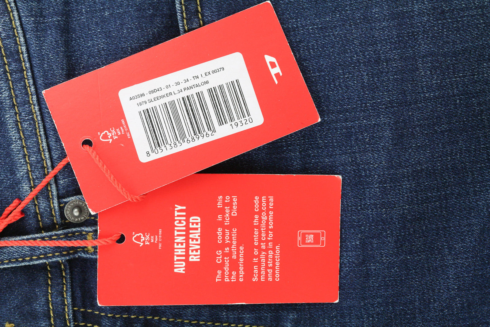 DIESEL 1979 Sleenker 09D43 vyriški džinsai W30/L34 aptempti, žemo juosmens, aptempti, rekomenduojama kaina – 150 € 