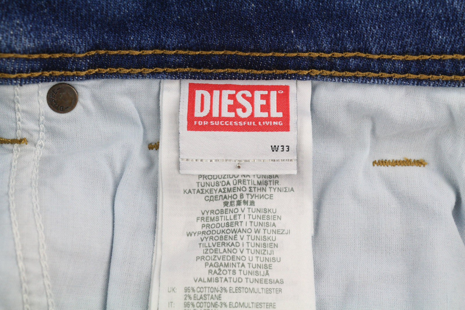 DIESEL Sleenker-X 09A86 vyriški džinsai W33/L32 aptempti, žemo juosmens, aptempti, mėlyni. Rekomenduojama kaina – 195 €. 