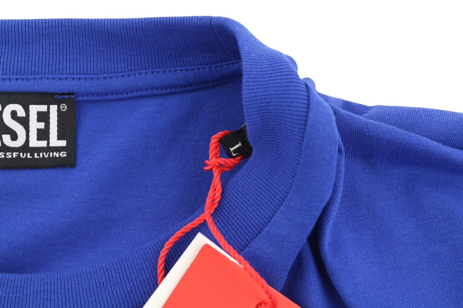 DIESEL T-Diegor-E7 vyriški marškinėliai L dydžio, mėlyni, trumpomis rankovėmis, apvalia kaklo iškirpte, su logotipu ir trikotažu. 