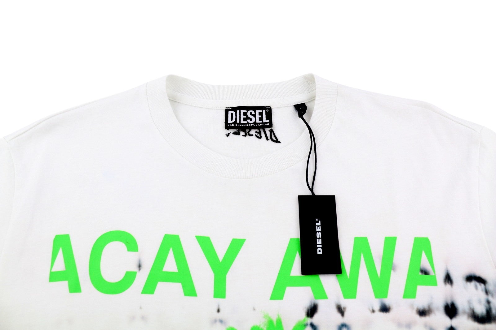 DIESEL T-Just-B51 vyriški marškinėliai L dydžio, balti, raštuoti, trumpomis rankovėmis, apvalia kaklo iškirpte, su logotipu. 