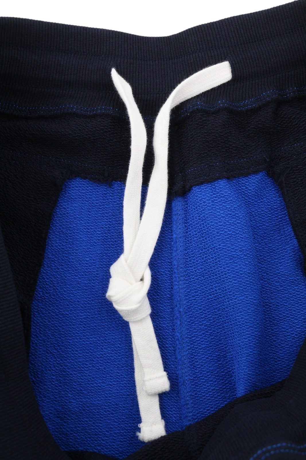 DIESEL P-Mustin vyriški šortai L dydžio, mėlyni, marginti, sportiniai, su elastinėmis juosmens kišenėmis. RMK 125 € 