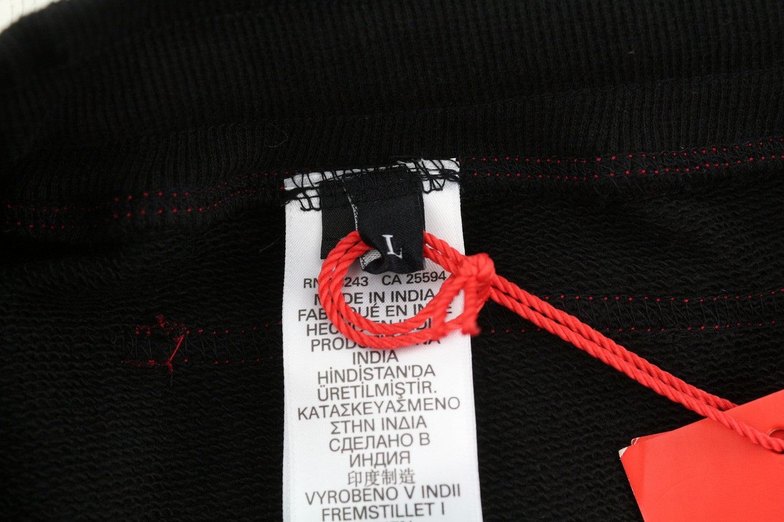 DIESEL P-Mustin vyriški šortai L dydžio, raudoni, marginti, sportiniai, su elastinėmis juosmens kišenėmis. RMK 125 € 