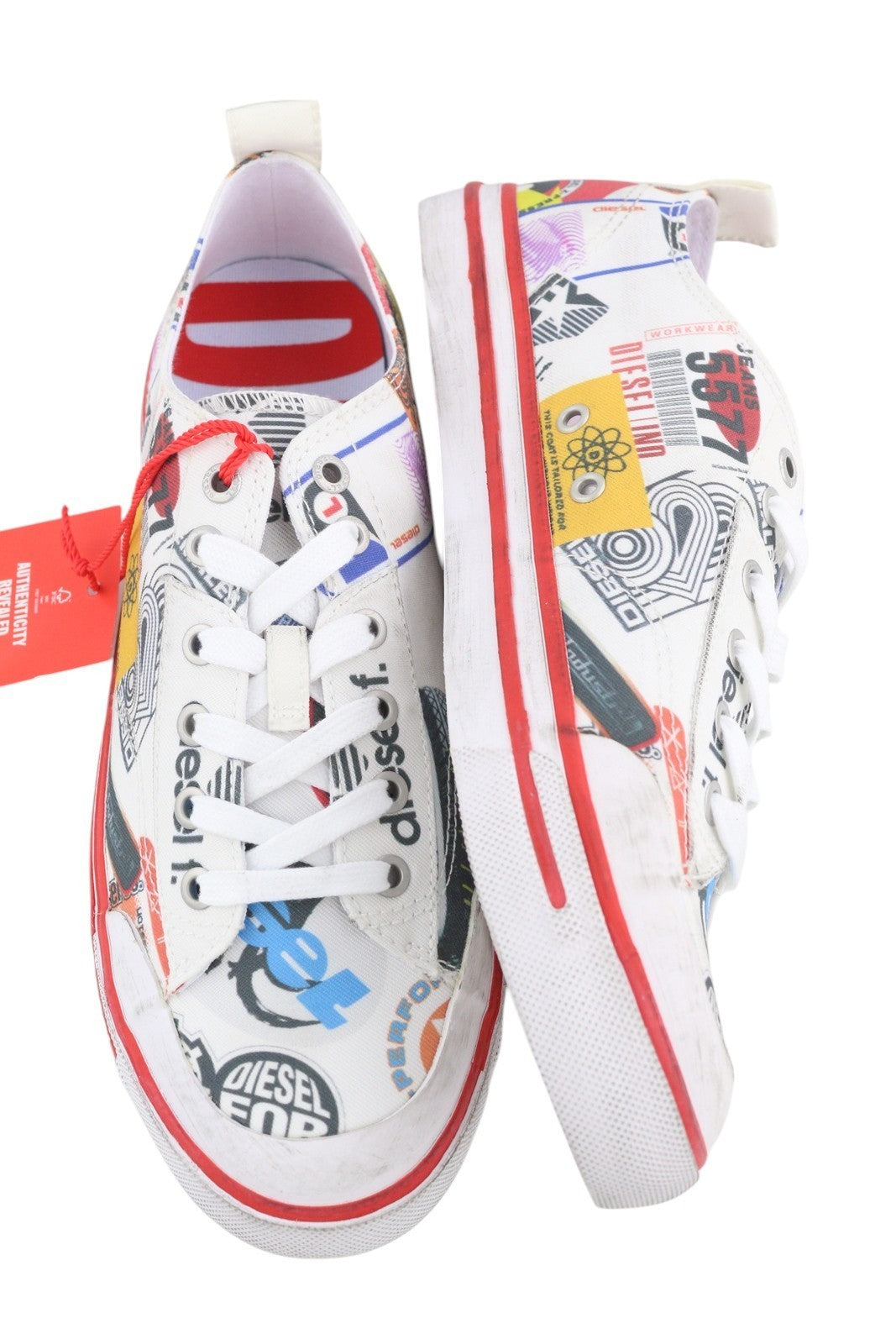 DIESEL S-Athos žemakulniai vyriški sportbačiai EU45 raštuoti žemakulniai su nėriniuotais migdolų nosimis, rekomenduojama mažmeninė kaina – 160 € 