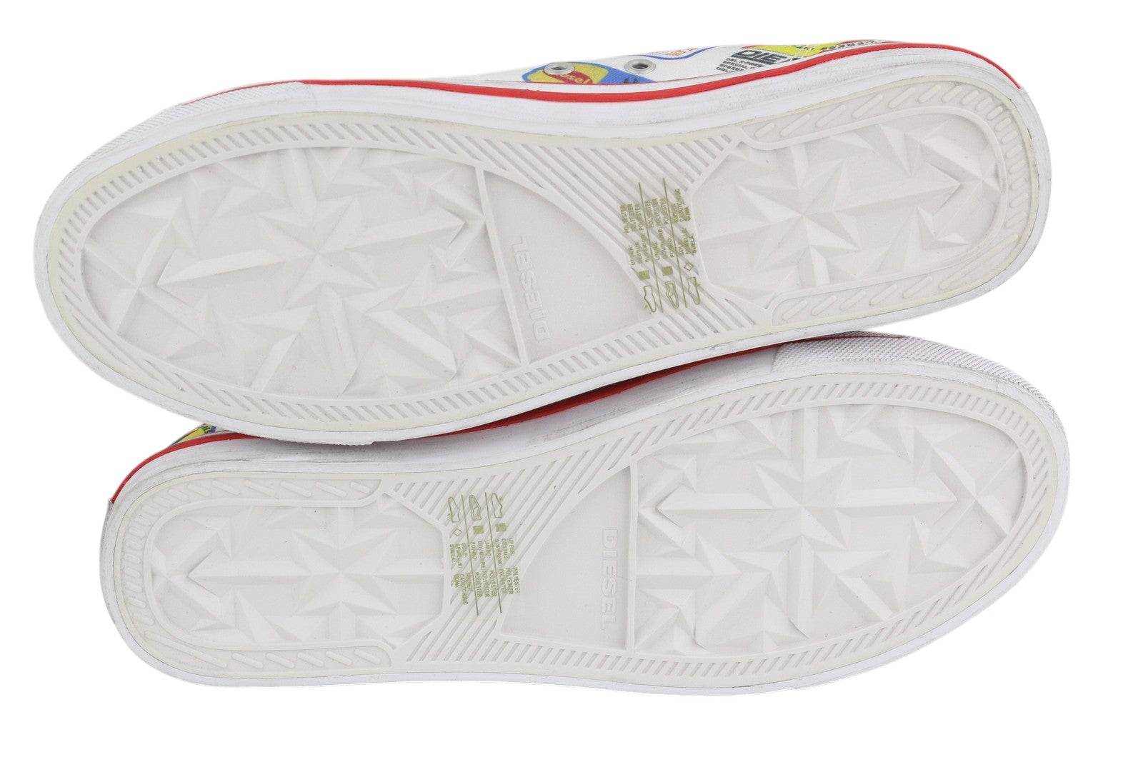 DIESEL S-Athos žemakulniai vyriški sportbačiai EU45 raštuoti žemakulniai su nėriniuotais migdolų nosimis, rekomenduojama mažmeninė kaina – 160 € 