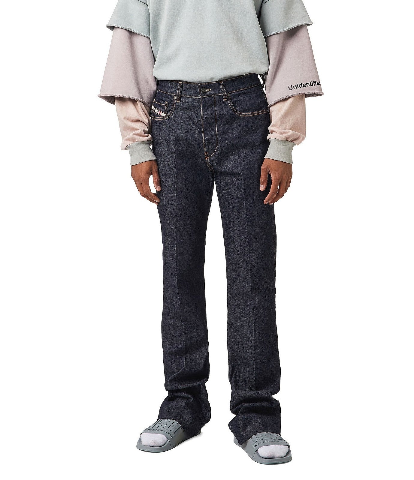 DIESEL D-Jefferr 09B44 vyriški džinsai W32/L34 laisvo kirpimo, tamprūs, su sagomis. 