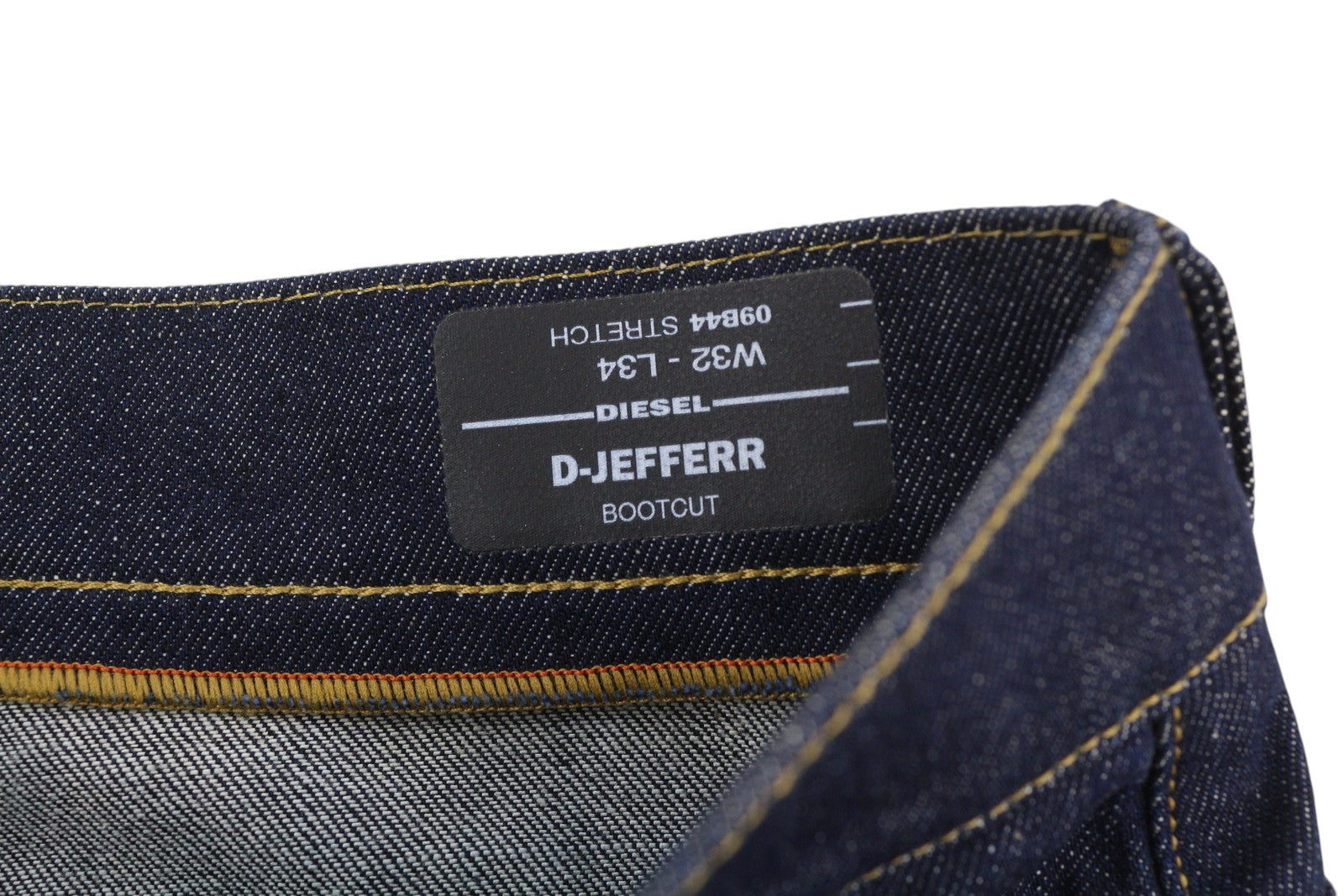DIESEL D-Jefferr 09B44 vyriški džinsai W32/L34 laisvo kirpimo, tamprūs, su sagomis. 