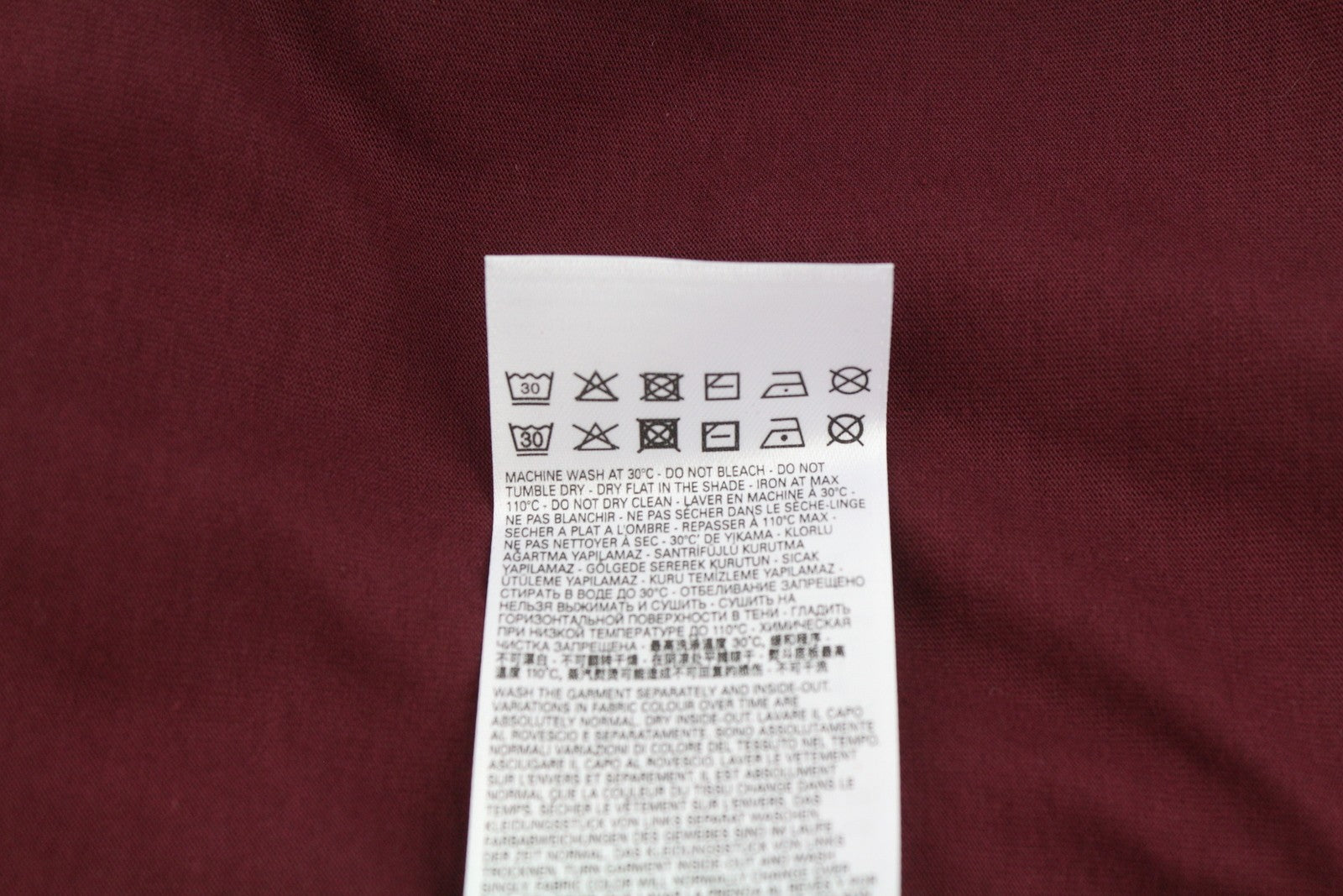 DIESEL T-Diegor-D vyriški marškinėliai L dydžio bordo spalvos, trumpomis rankovėmis, apvalia kaklo iškirpte, trikotažo medvilniniai marškinėliai