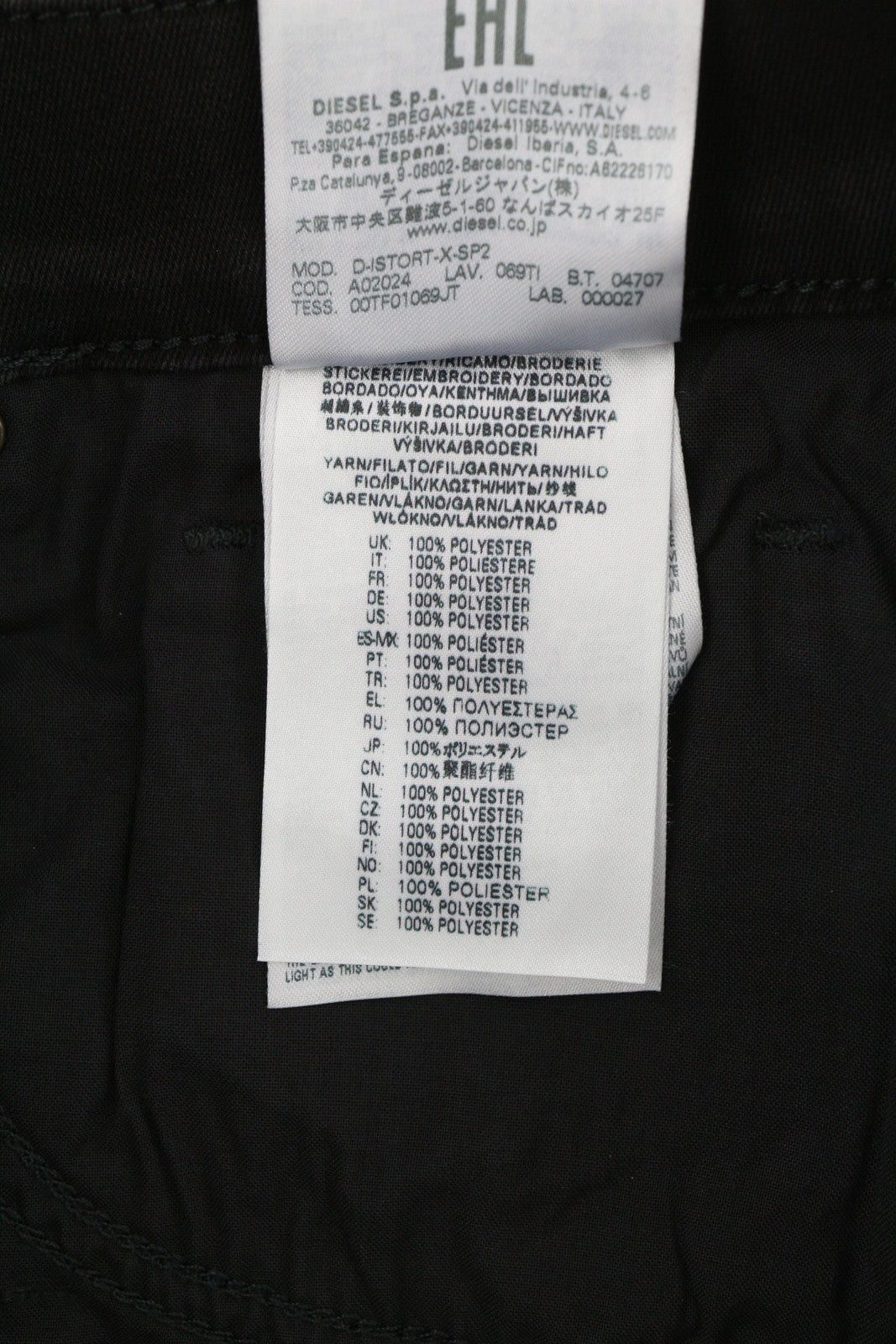 DIESEL D-Istort 069TI vyriški džinsai W31/L32 aptempti, tamprūs, juodi, su užtrauktuku, rekomenduojama kaina – 220 € 