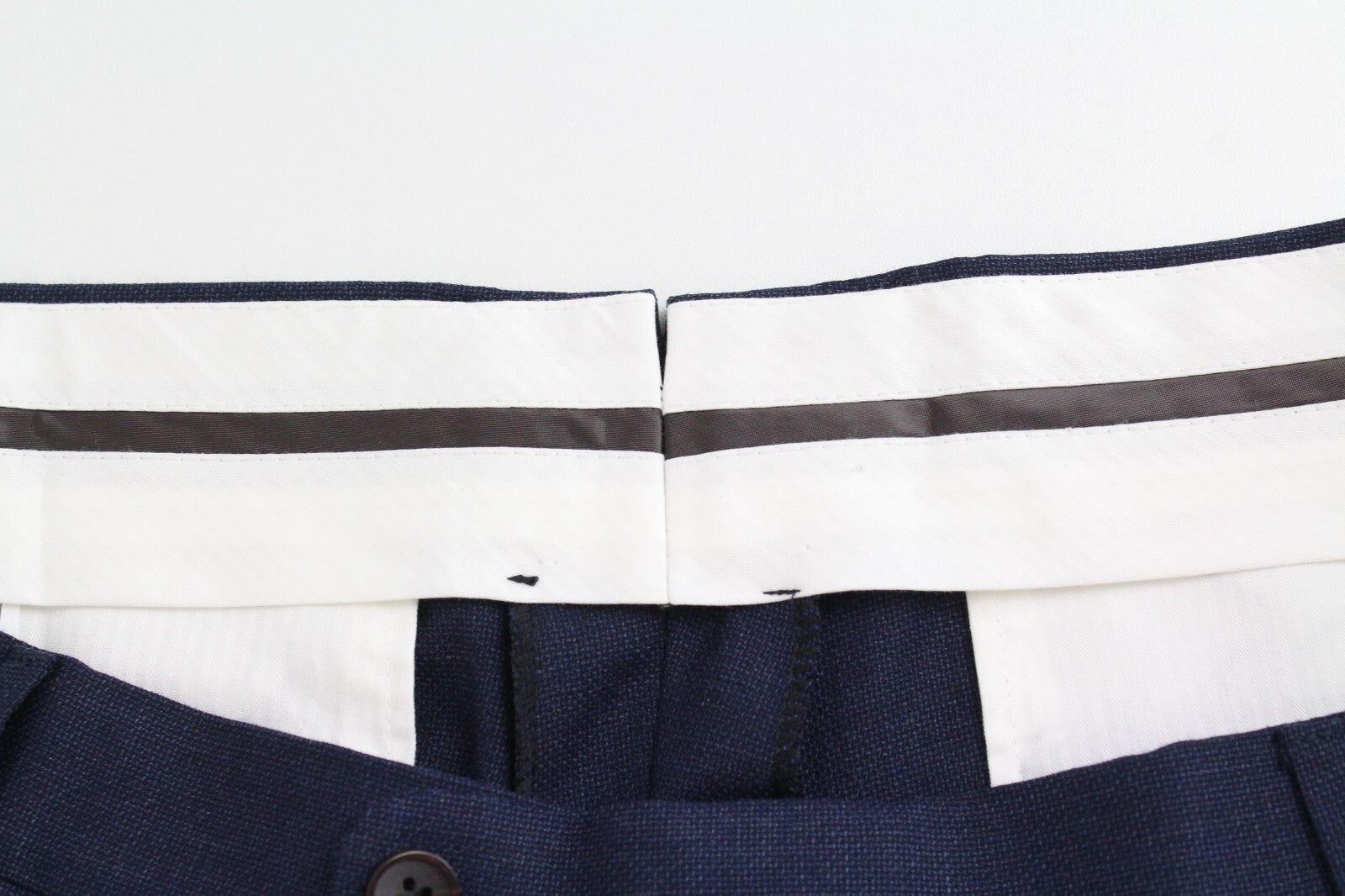 SUITSUPPLY Brescia Men's UK46S Dark Blue Lined Pleated Pure Wool Trousers