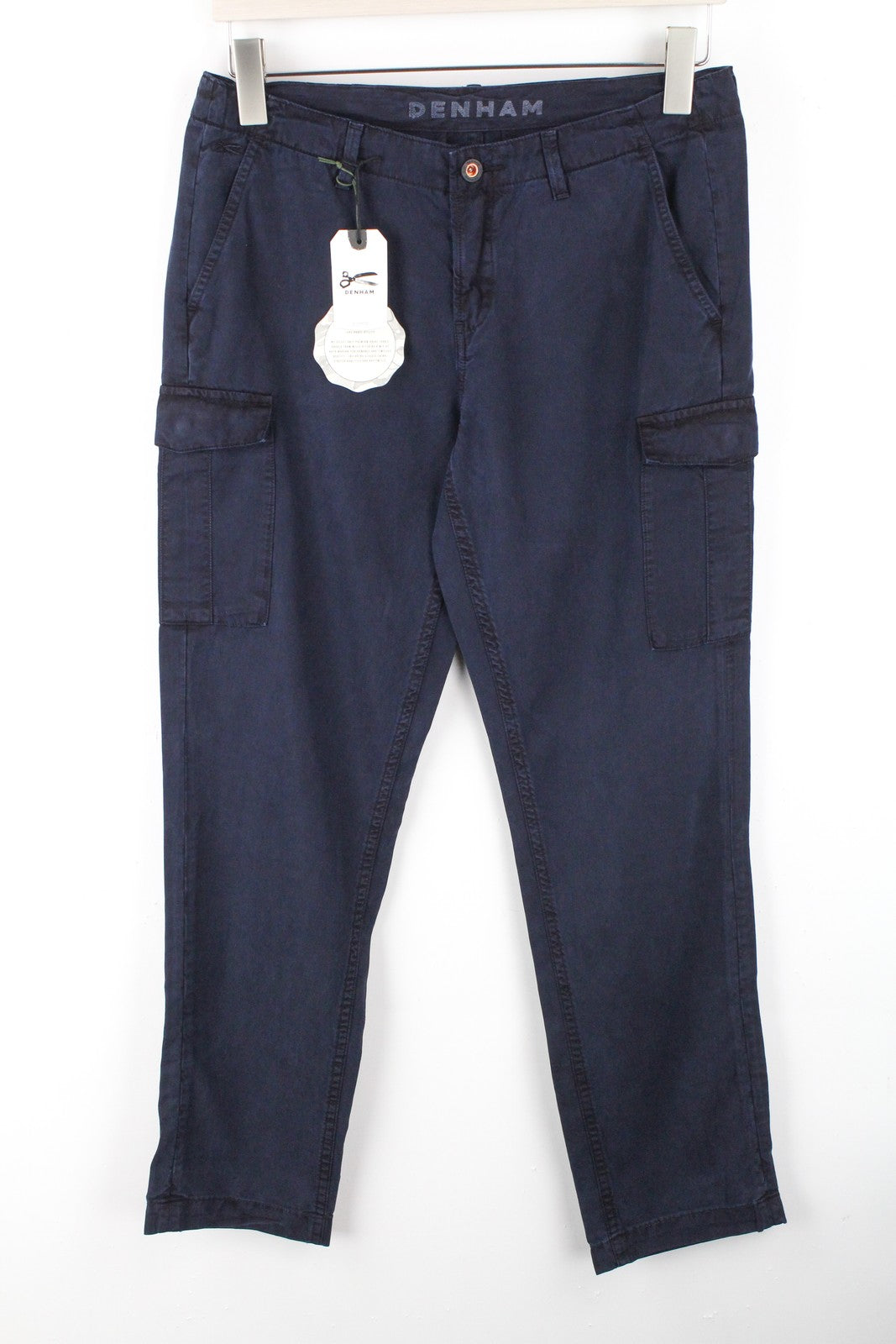 DENHAM Tara moteriškos W24/L28 tamsiai mėlynos krovininės medvilnės mišinio kelnės su keliomis kišenėmis 