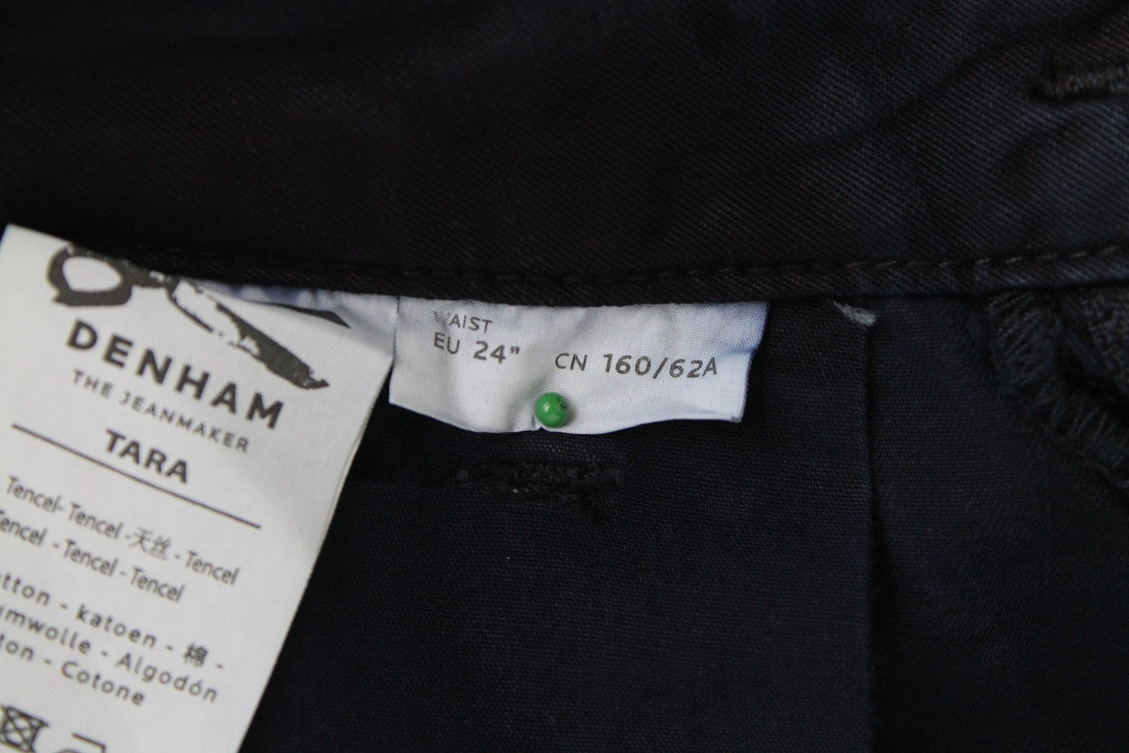 DENHAM Tara moteriškos W24/L28 tamsiai mėlynos krovininės medvilnės mišinio kelnės su keliomis kišenėmis 