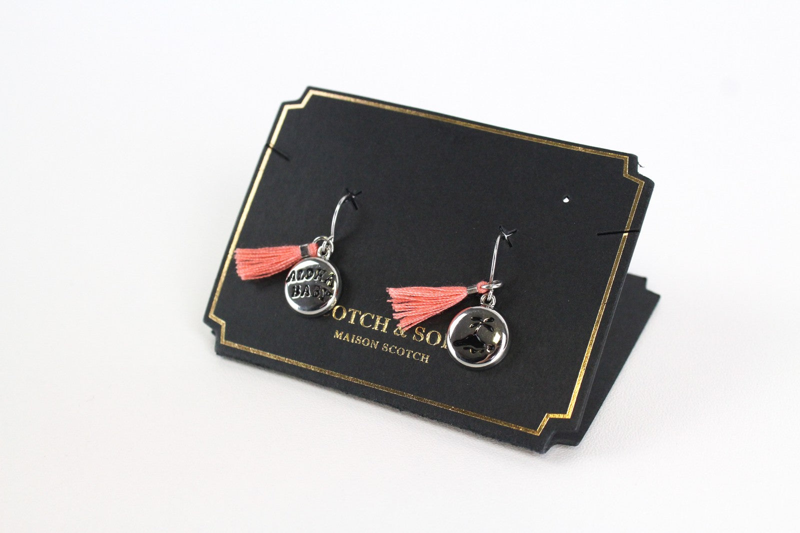MAISON SCOTCH Women OS Tassel Earrings Lightweight Engraved Logo Bag Charm
