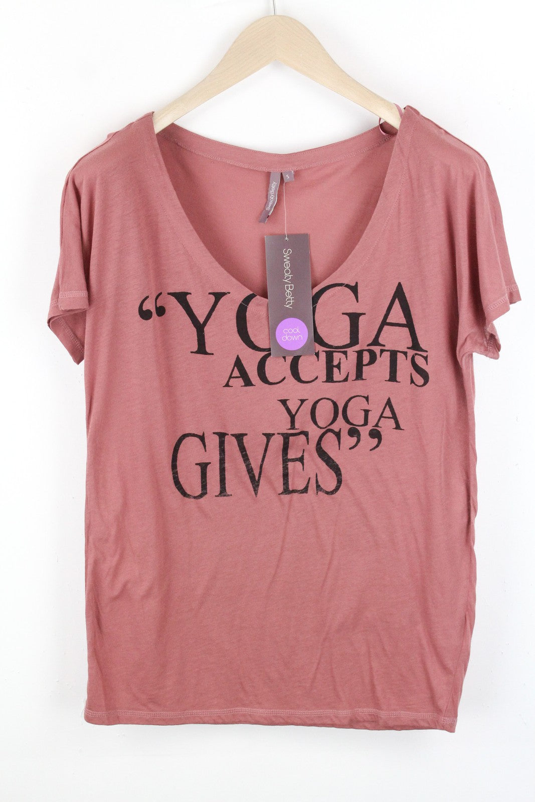 SWEATY BETTY Boyfriend Tee moteriški rožiniai medvilniniai marškinėliai trumpomis rankovėmis su šūkiu