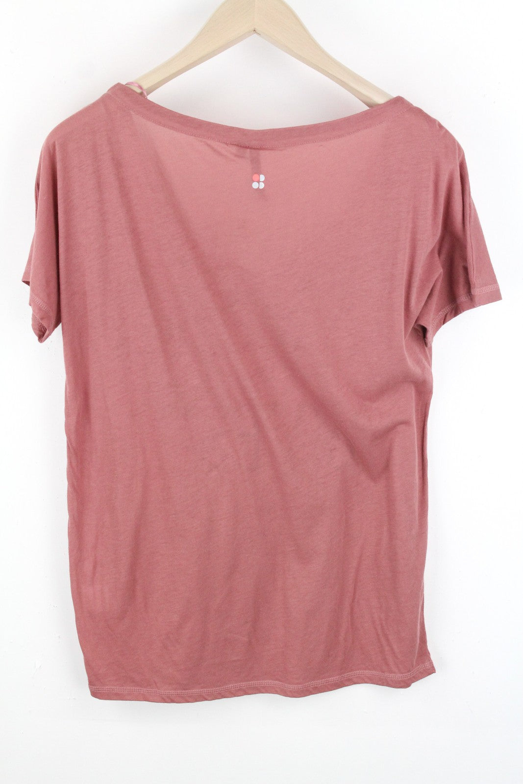 SWEATY BETTY Boyfriend Tee moteriški rožiniai medvilniniai marškinėliai trumpomis rankovėmis su šūkiu