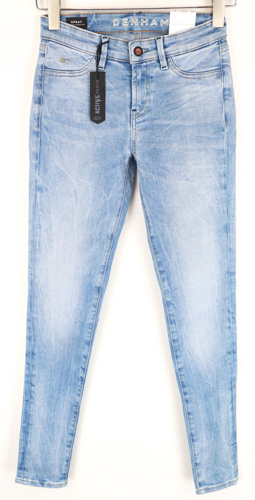 DENHAM purškiami moteriški itin aptempti mėlyni skalbti džinsai W24 L30 tamprios medvilnės 