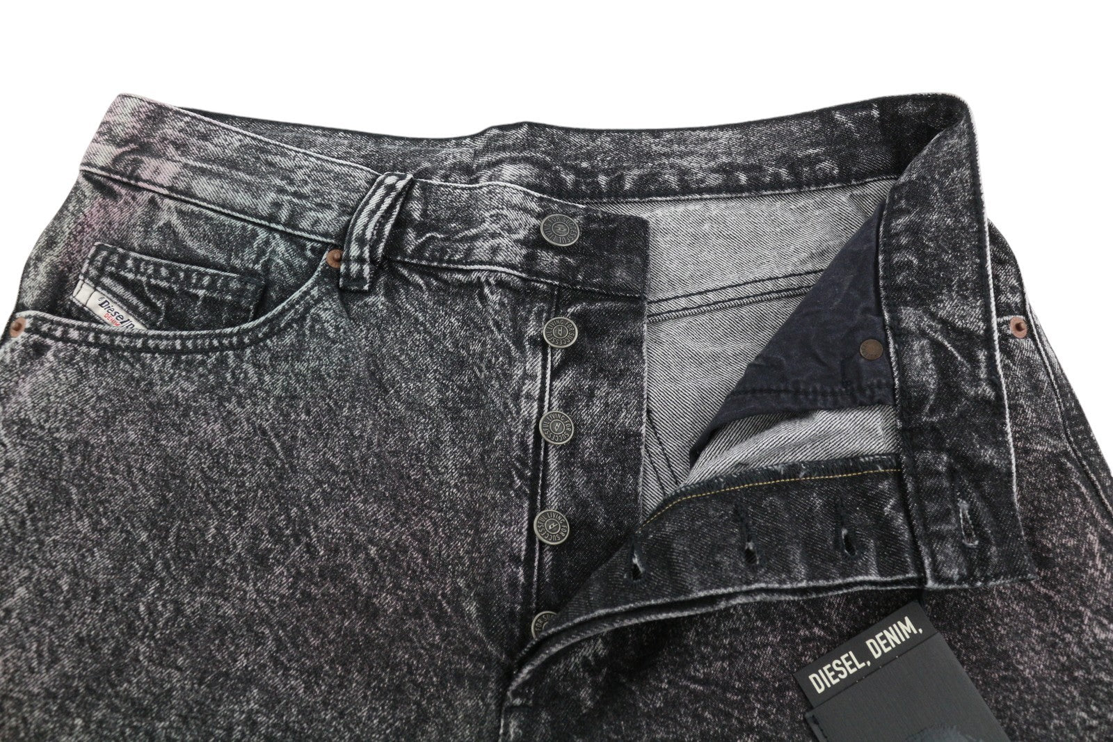 DIESEL D-Maxs-Sp vyriški šortai W29, juodi džinso spalvos, marmurinės išvaizdos, su sagomis, rekomenduojama mažmeninė kaina – 150 € 