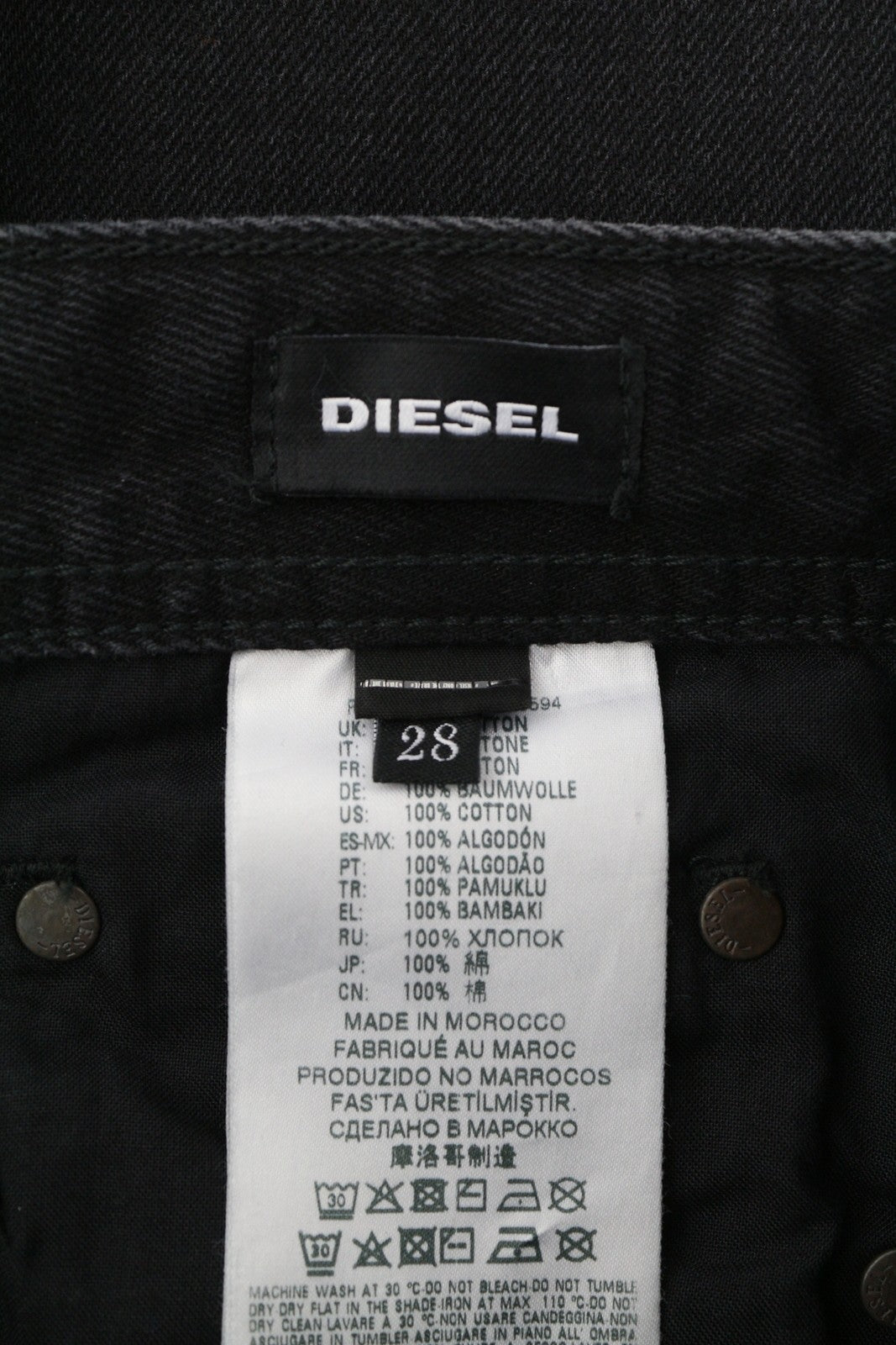 DIESEL Thashort R98V4 Men Shorts W28 Denim Black Zip Fly Pockets Logo Casual