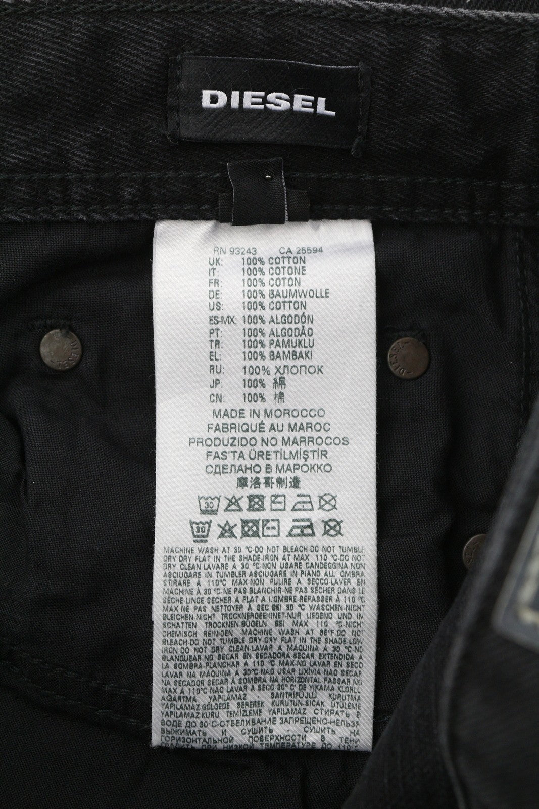 DIESEL Thashort R98V4 Men Shorts W28 Denim Black Zip Fly Pockets Logo Casual