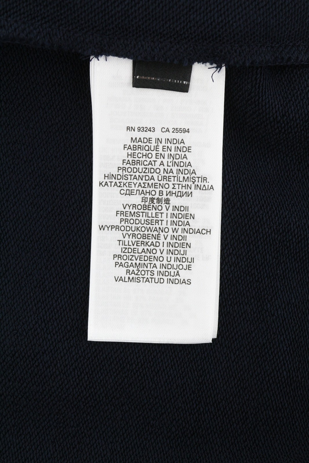 DIESEL S-Ginn-L3 vyriškas džemperis M tamsiai mėlynas megztinis apvalia kaklo iškirpte, rekomenduojama kaina – 150 € 