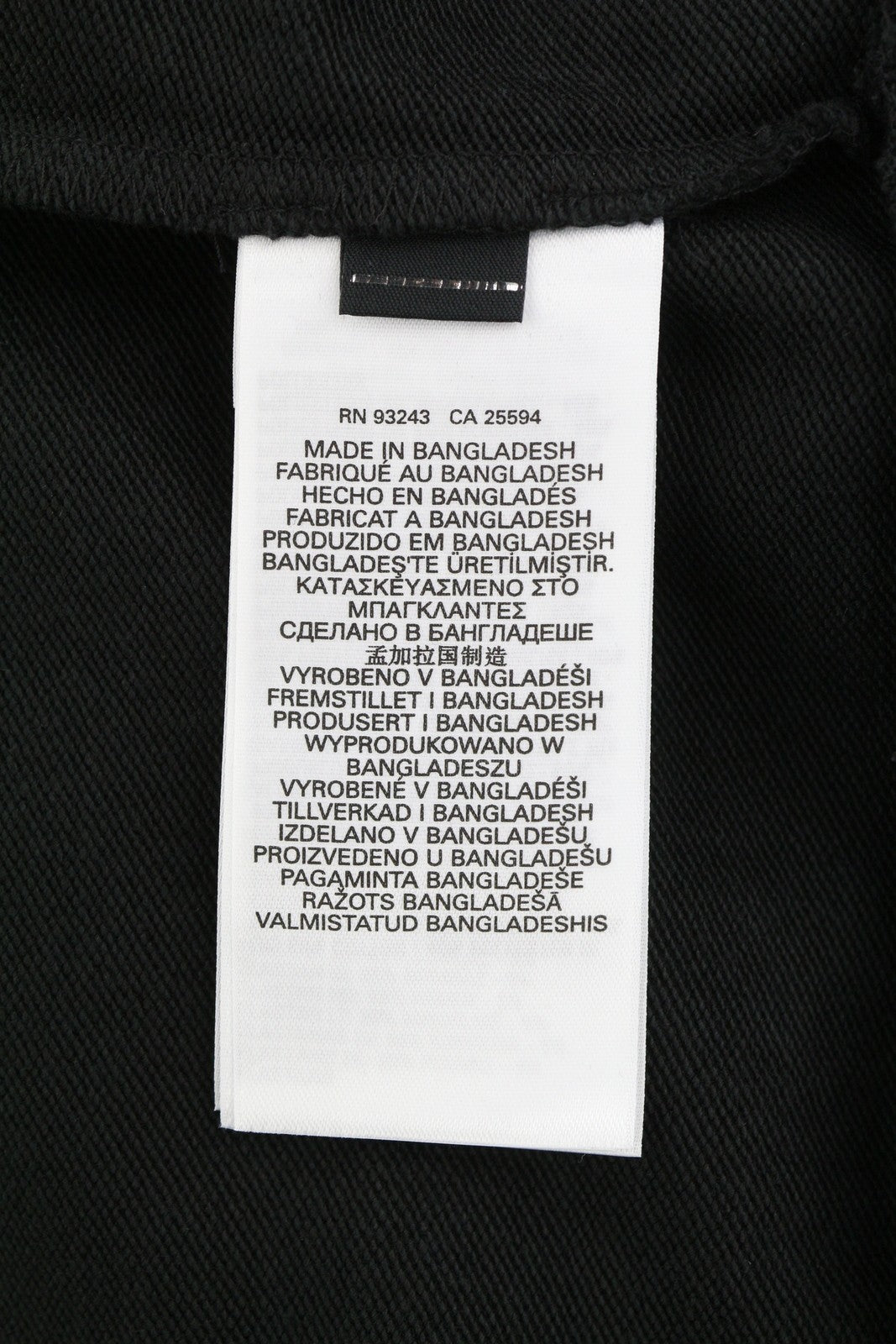 DIESEL S-Ginn-Hood-Zip-K10 vyriškas džemperis su gobtuvu, XL dydžio, juodas, su užtrauktuku ir medvilninėmis kišenėmis, rekomenduojama kaina – 160 € 