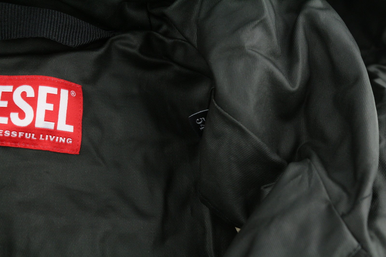 DIESEL J-Coat vyriška striukė 54, juoda, dengta, su gobtuvu ir be pamušalo, RRP 375 € 