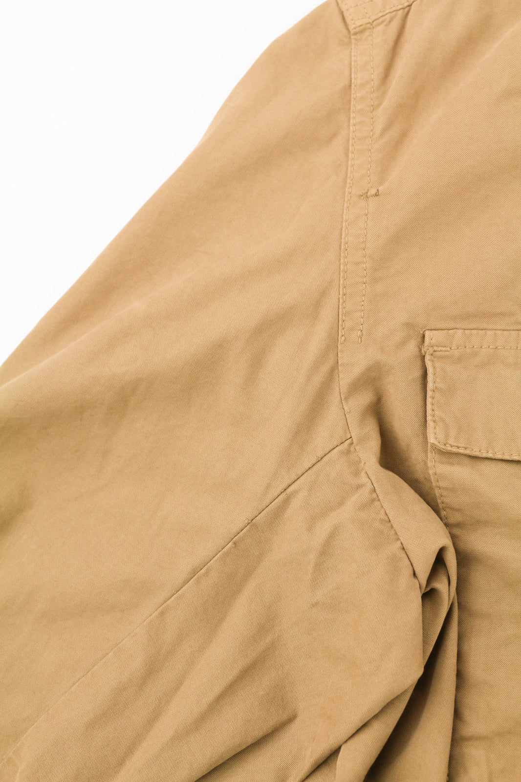 NUDIE JEANS Mick vyriška striukė XL dydžio ruda, su uždėtinėmis kišenėmis, užtrauktuku ir be pamušalo, su užtrauktuku ir rankogaliais. Logotipas. 