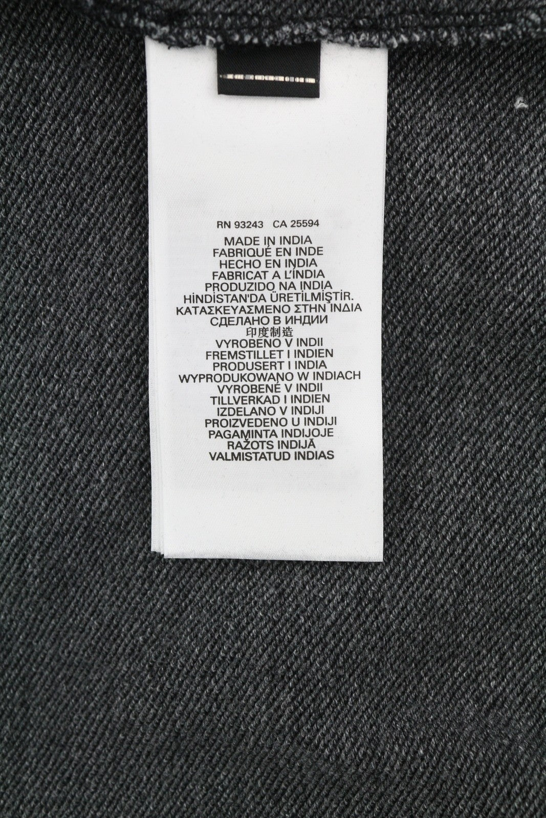 DIESEL S-Ginn-Hood-L1 vyriškas džemperis su gobtuvu L dydžio, pilkas, skalbtas, megztinis su kengūros kišene, rekomenduojama kaina – 250 € 