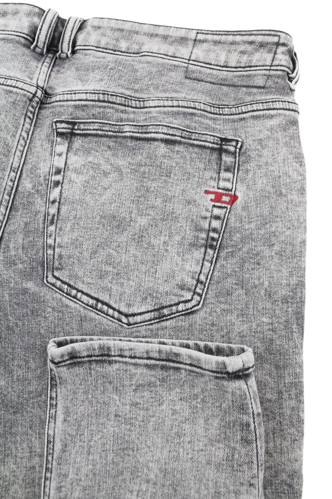 DIESEL 1979 Sleenker 09D89 vyriški džinsai W38/L32 tamprūs, aptempti, pilki, rekomenduojama kaina 195 € 