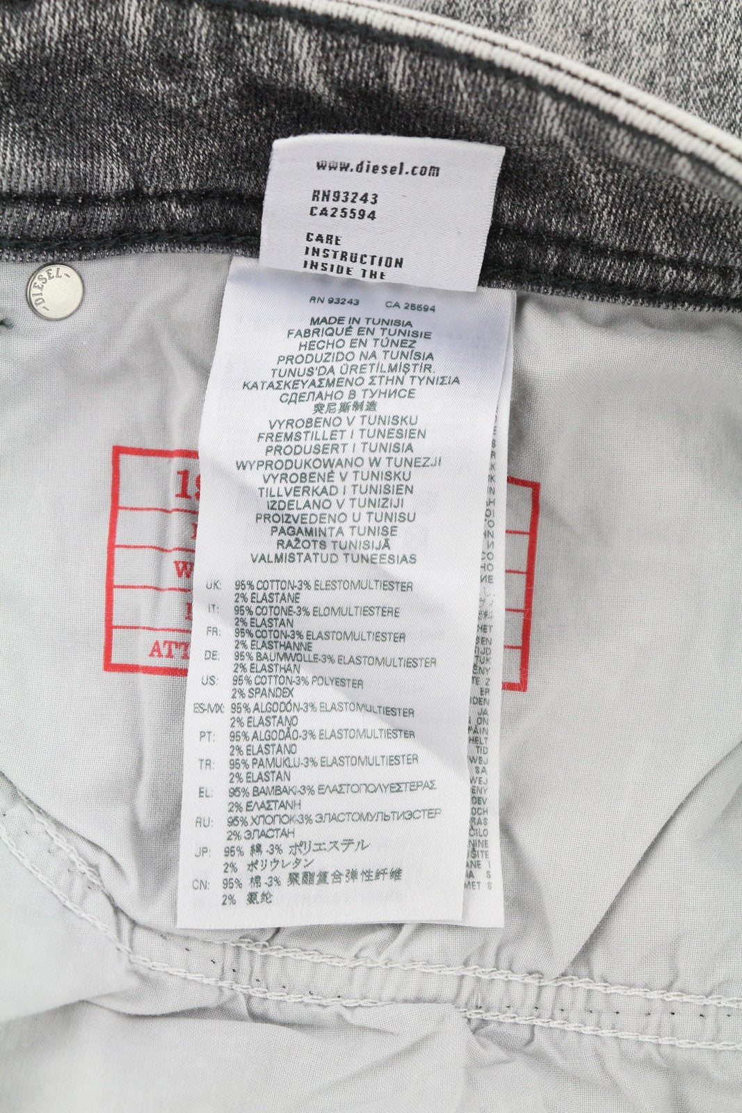 DIESEL 1979 Sleenker 09D89 vyriški džinsai W38/L32 tamprūs, aptempti, pilki, rekomenduojama kaina 195 € 