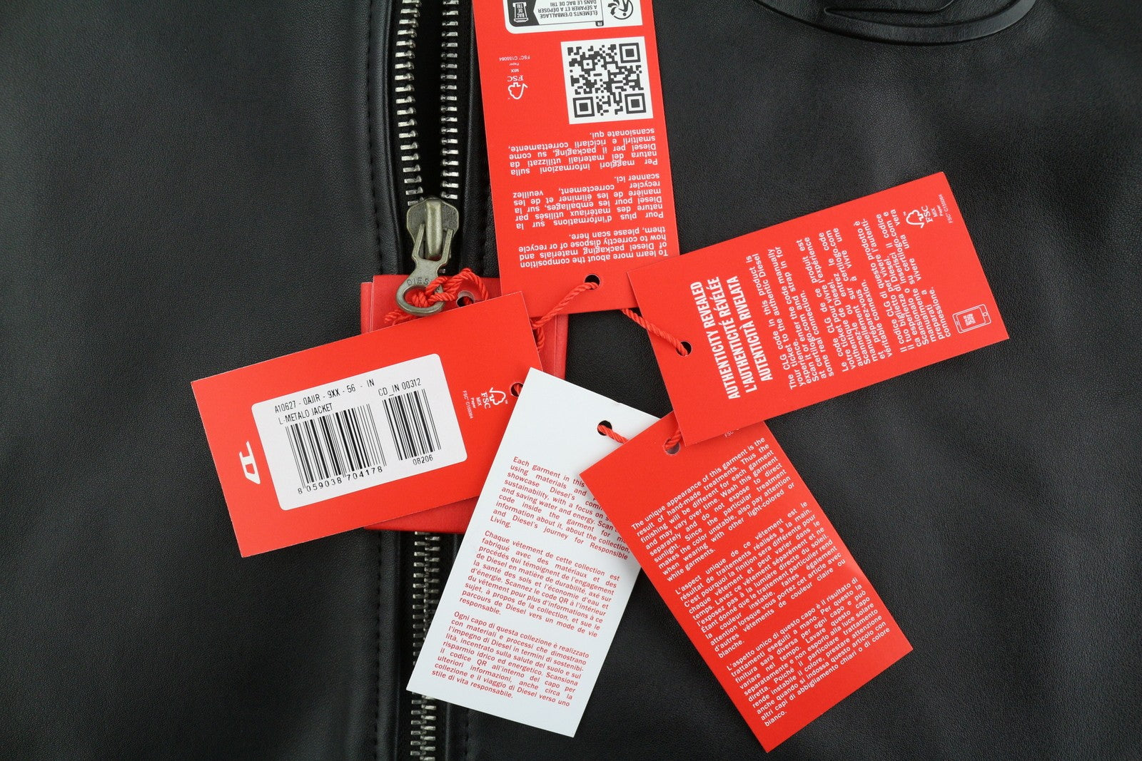 DIESEL L-Metalo vyriška striukė 56 juoda avikailio oda su užtrauktuku ir logotipu, rekomenduojama kaina – 795 € 