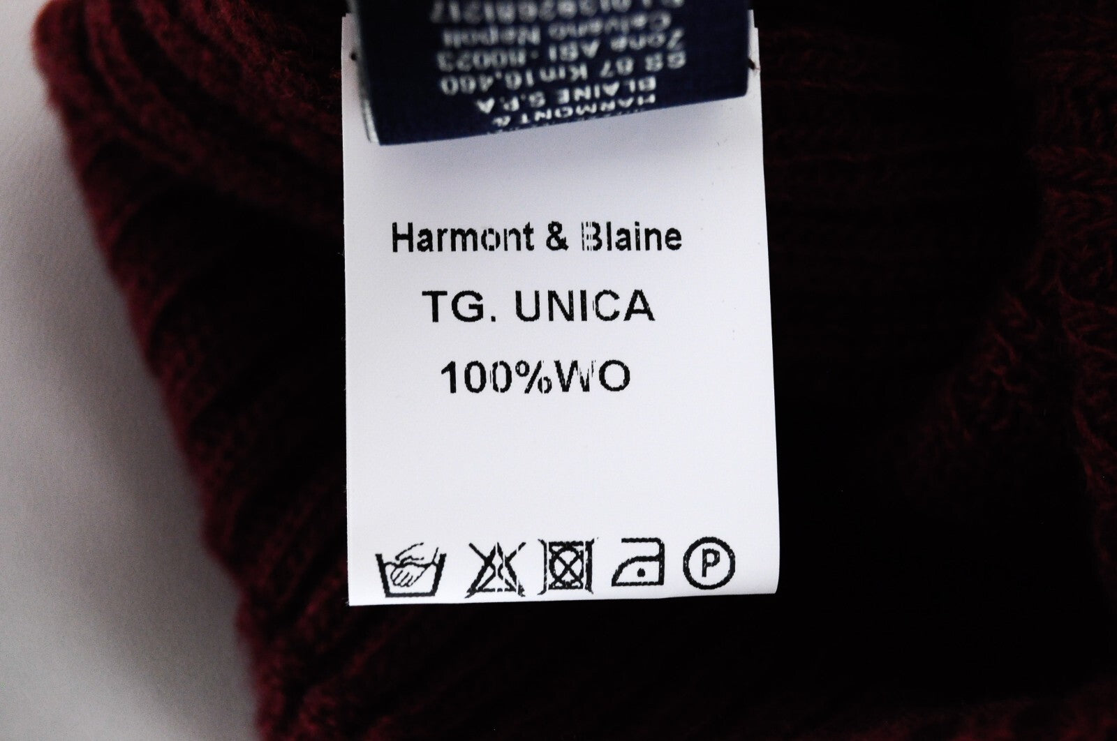 HARMONT &amp; BLAINE vyriška raudona vilnonė megzta kepurė su logotipu ir unisex logotipu 