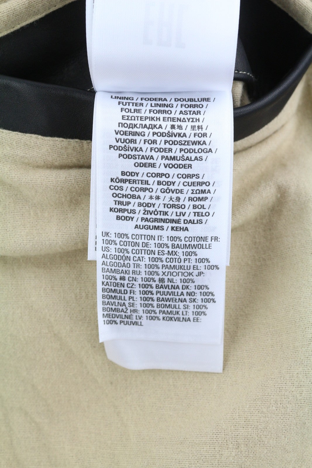 DIESEL L-Cale vyriška striukė XL dydžio, juoda, odinė, su logotipu ant kaklo. RMK 650 €. 