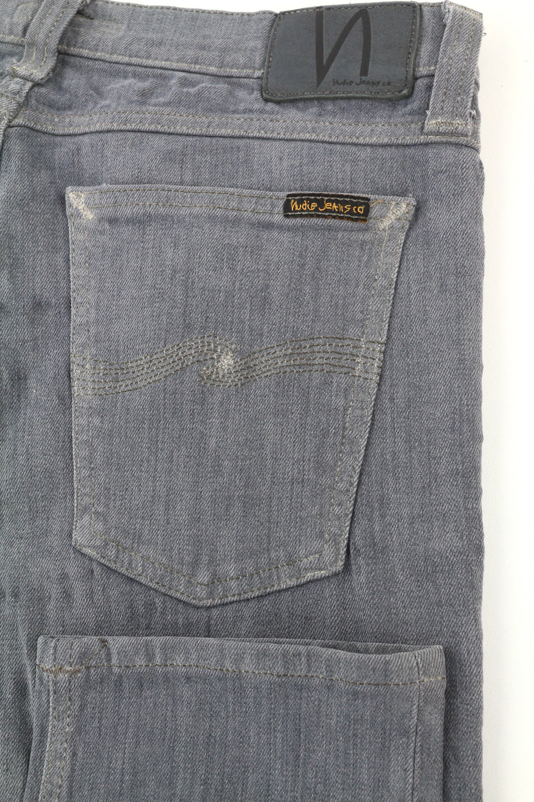 NUDIE JEANS aptempti ilgi vyriški džinsai W32/L34 organinės anglies spalvos ploni plautos pilkos spalvos 